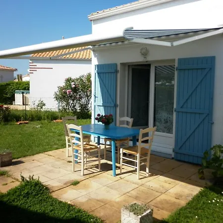 Holiday home Maisonnette Avec Piscine A 1800m De La Plage, Ideale Pour Familles - - Fr-1-476-35