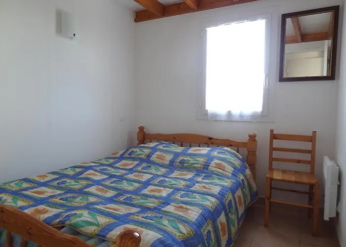 Maisonnette Avec Piscine à 1800m De La Plage, Idéale Pour Familles - - Fr-1-476-35 La Faute-sur-Mer