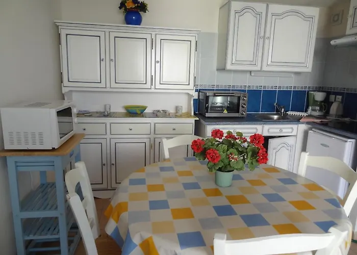 Maisonnette Avec Piscine à 1800m De La Plage, Idéale Pour Familles - - Fr-1-476-35 *